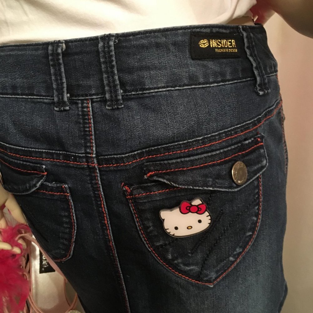 ADORABLE vintage custom hello kitty skirt and matching necklace! - Picture 5 of 14